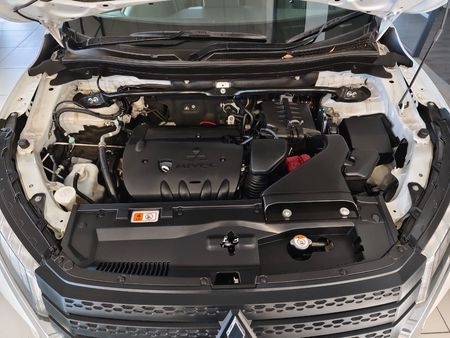2023-Mitsubishi-Eclipse-Cross-20-GLS-Auto_18