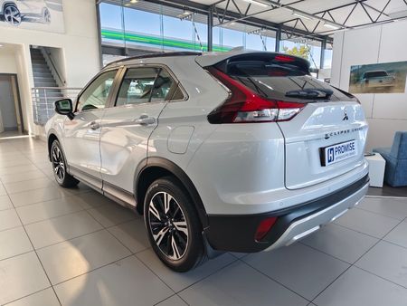 2023-Mitsubishi-Eclipse-Cross-20-GLS-Auto_5