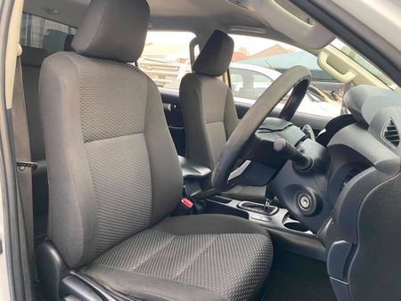 2018-Toyota-Hilux-24-GD-6-SRX-4x4-Double-Cab-Auto_10