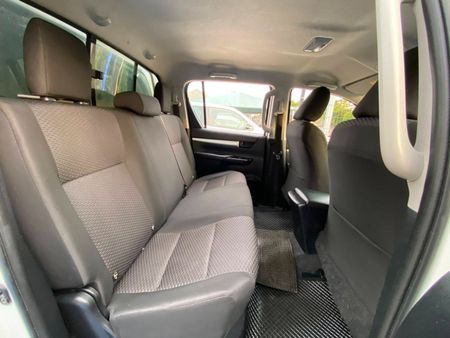 2018-Toyota-Hilux-24-GD-6-SRX-4x4-Double-Cab-Auto_15