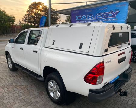 2018-Toyota-Hilux-24-GD-6-SRX-4x4-Double-Cab-Auto_1