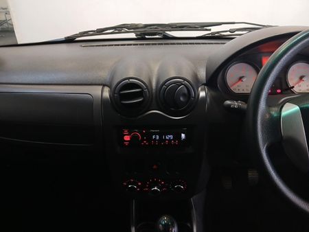 2023-Nissan-NP200-16-AC-Safety-Pack_11