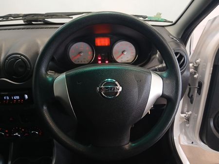 2023-Nissan-NP200-16-AC-Safety-Pack_7