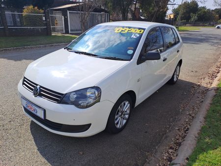 2012-Volkswagen-Polo-Vivo-16-Trendline_0