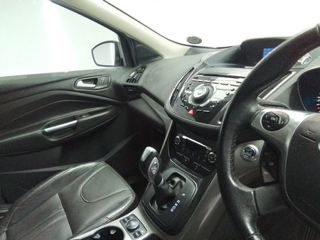 2015-Ford-Kuga-20-TDCi-Trend-AWD-Auto_5