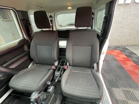 2021-Suzuki-Jimny-15-GLX-Auto_10
