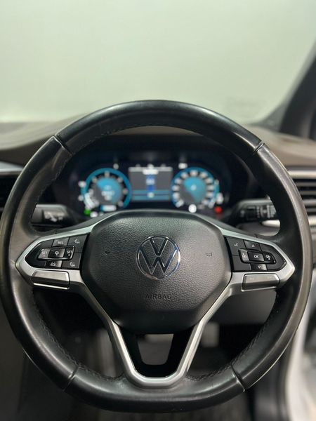2024-Volkswagen-Amarok-30-TDI-V6-184kW-4Motion-Aventura-Auto-Double-Cab_10