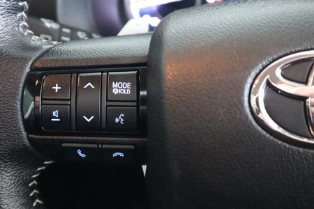 2021-Toyota-Fortuner-28-GD-6-Raised-Body-Auto_21