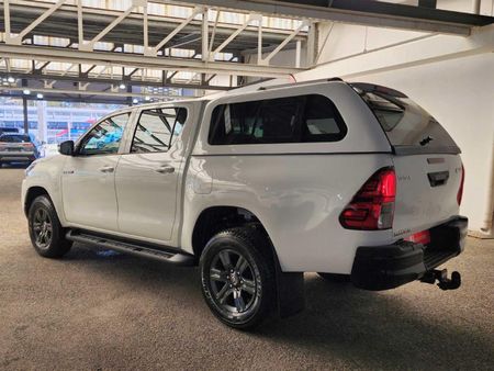2026-Toyota-Hilux-24-GD-6-Raised-Body-Raider-Auto-Double-Cab_3