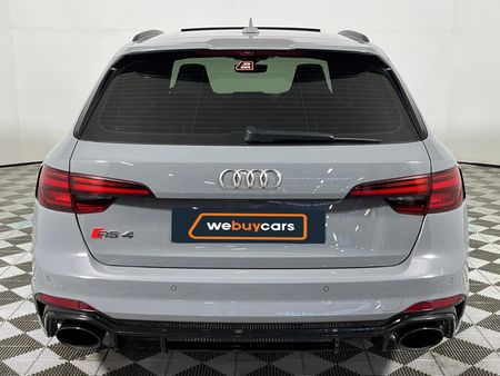 2020-Audi-RS4-Avant-quattro_20