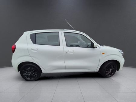 2025-Toyota-Vitz-10-XR-AMT_7