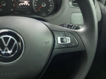 2026-Volkswagen-Polo-Vivo-14-Life_13