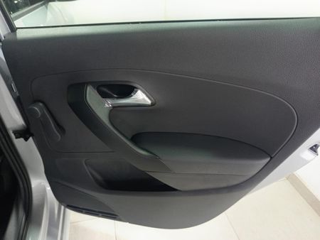 2026-Volkswagen-Polo-Vivo-14-Life_18