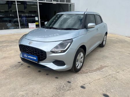 2025-Suzuki-Swift-12-GL_4