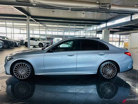 2022-Mercedes-Benz-C-Class-C-200-Auto_10