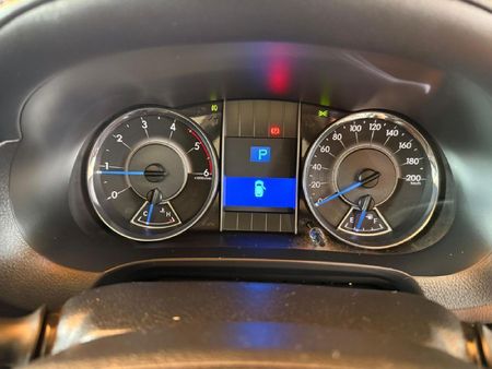 2020-Toyota-Fortuner-24-GD-6-Raised-Body-Auto_16