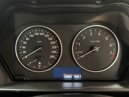 2013-BMW-1-Series-118i-5-dr-Auto_11