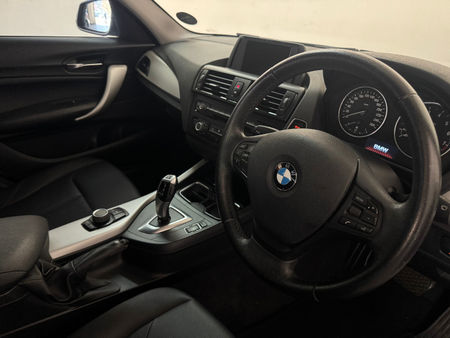 2013-BMW-1-Series-118i-5-dr-Auto_6