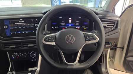2026-Volkswagen-Polo-10-TSI-Life_3