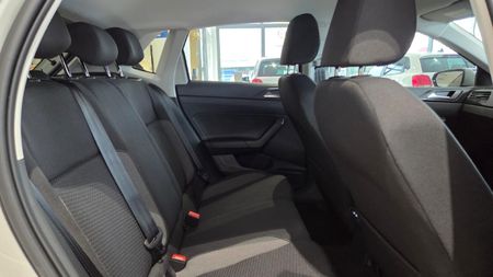 2026-Volkswagen-Polo-10-TSI-Life_6