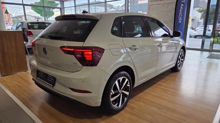 2026-Volkswagen-Polo-10-TSI-Life_7