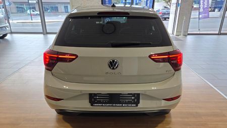 2026-Volkswagen-Polo-10-TSI-Life_8