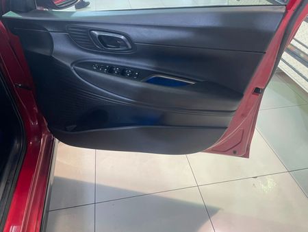 2022-Hyundai-i20-12-Fluid_28