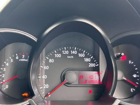 2012-Kia-Picanto-12-EX-Auto_9