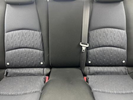 2016-Mazda-2-15-Active-5-dr_12