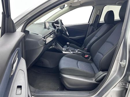 2016-Mazda-2-15-Active-5-dr_6