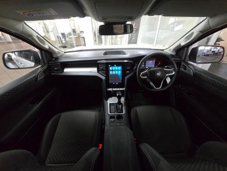 2025-Volkswagen-Amarok-20-TDI-125kW-Life-Auto-Double-Cab_18
