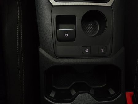 2025-Volkswagen-Amarok-20-TDI-125kW-Life-Auto-Double-Cab_23