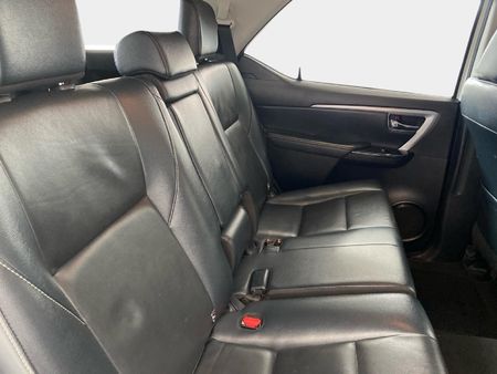 2021-Toyota-Fortuner-24-GD-6-4x4-Auto_9