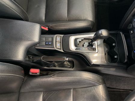 2021-Toyota-Fortuner-24-GD-6-4x4-Auto_22