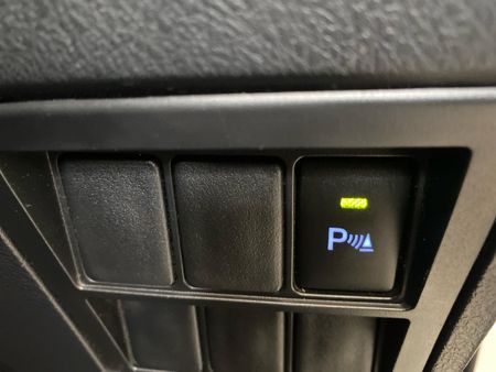 2021-Toyota-Fortuner-24-GD-6-4x4-Auto_23