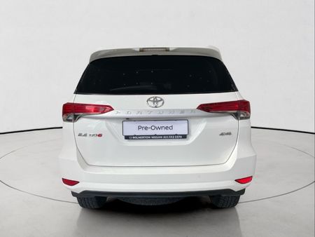 2021-Toyota-Fortuner-24-GD-6-4x4-Auto_4
