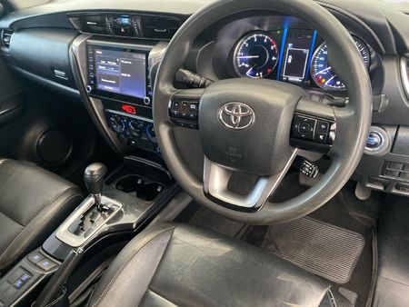 2021-Toyota-Fortuner-24-GD-6-4x4-Auto_7