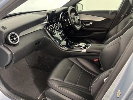 2016-Mercedes-Benz-C-Class-C-250-Bluetec-Avantgarde-Auto_8