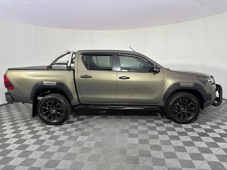2021-Toyota-Hilux-28-GD-6-Raised-Body-Legend-Auto-Double-Cab_15