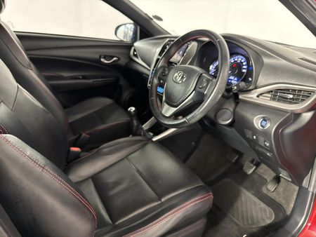 2018-Toyota-Yaris-15-Sport-5-dr_9