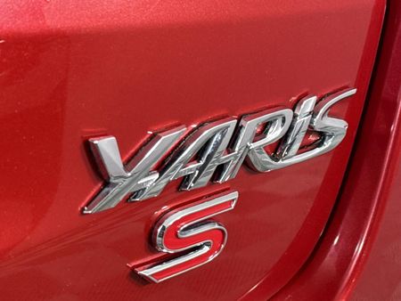 2018-Toyota-Yaris-15-Sport-5-dr_11