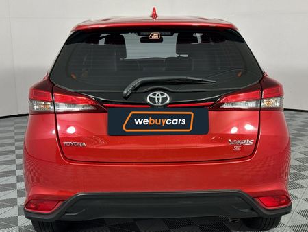 2018-Toyota-Yaris-15-Sport-5-dr_18