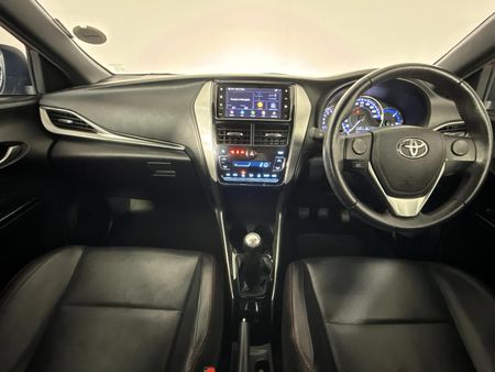 2018-Toyota-Yaris-15-Sport-5-dr_1