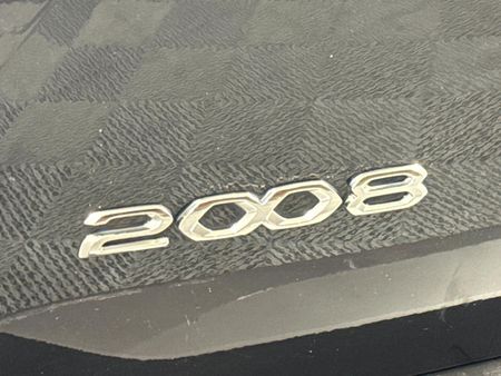 2022-Peugeot-2008-GT-12T-Auto_10