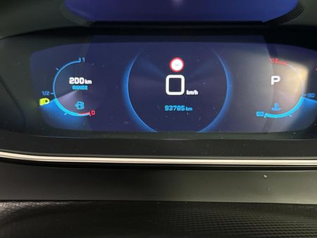 2022-Peugeot-2008-GT-12T-Auto_2