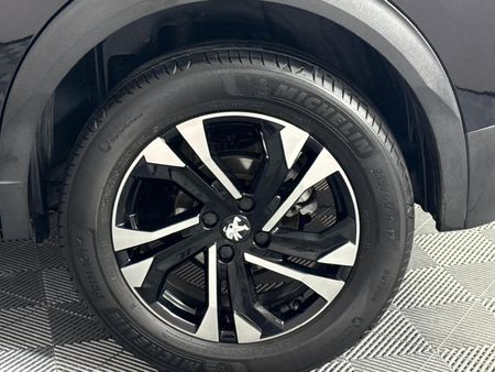 2022-Peugeot-2008-GT-12T-Auto_6