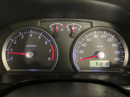 2012-Suzuki-Jimny-13_1