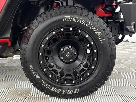 2014-Jeep-Wrangler-36-V6-Sahara-2-dr-Auto_3