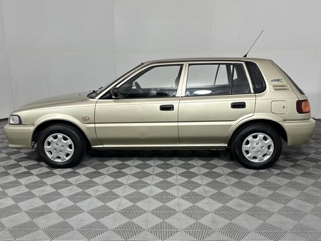 2005-Toyota-Tazz-130_17