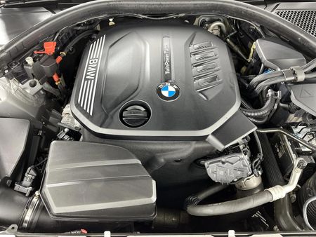 2019-BMW-3-Series-320d_12